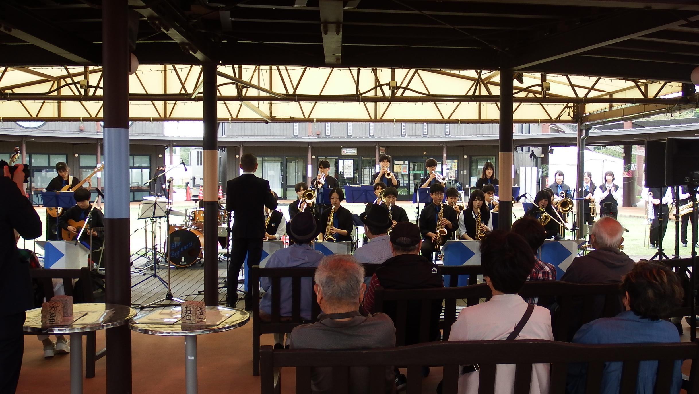 ブルービギナーズ写真1 ブルービギナーズ写真1