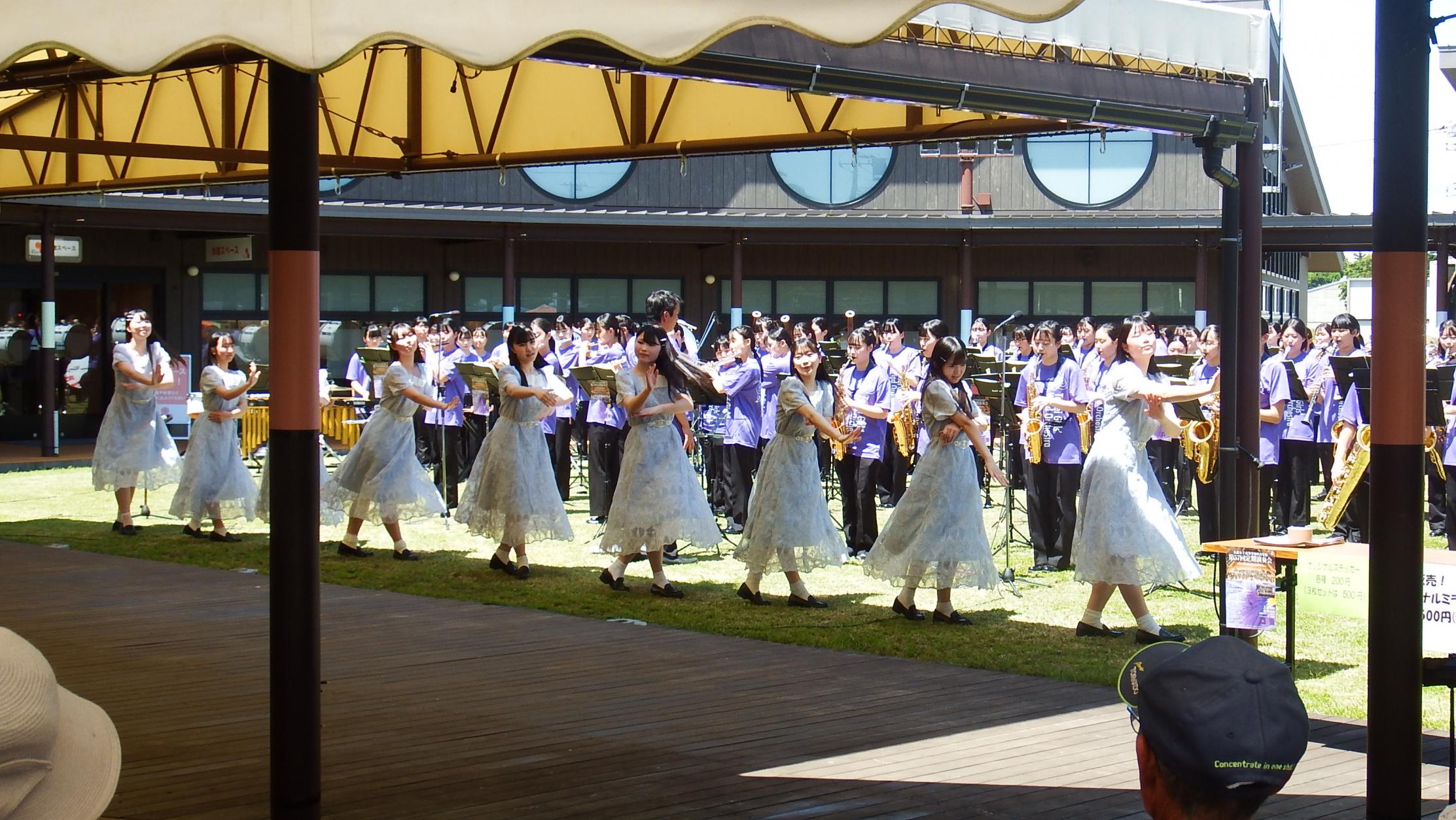 大成女子高等学校吹奏楽部写真8 大成女子高等学校吹奏楽部写真8