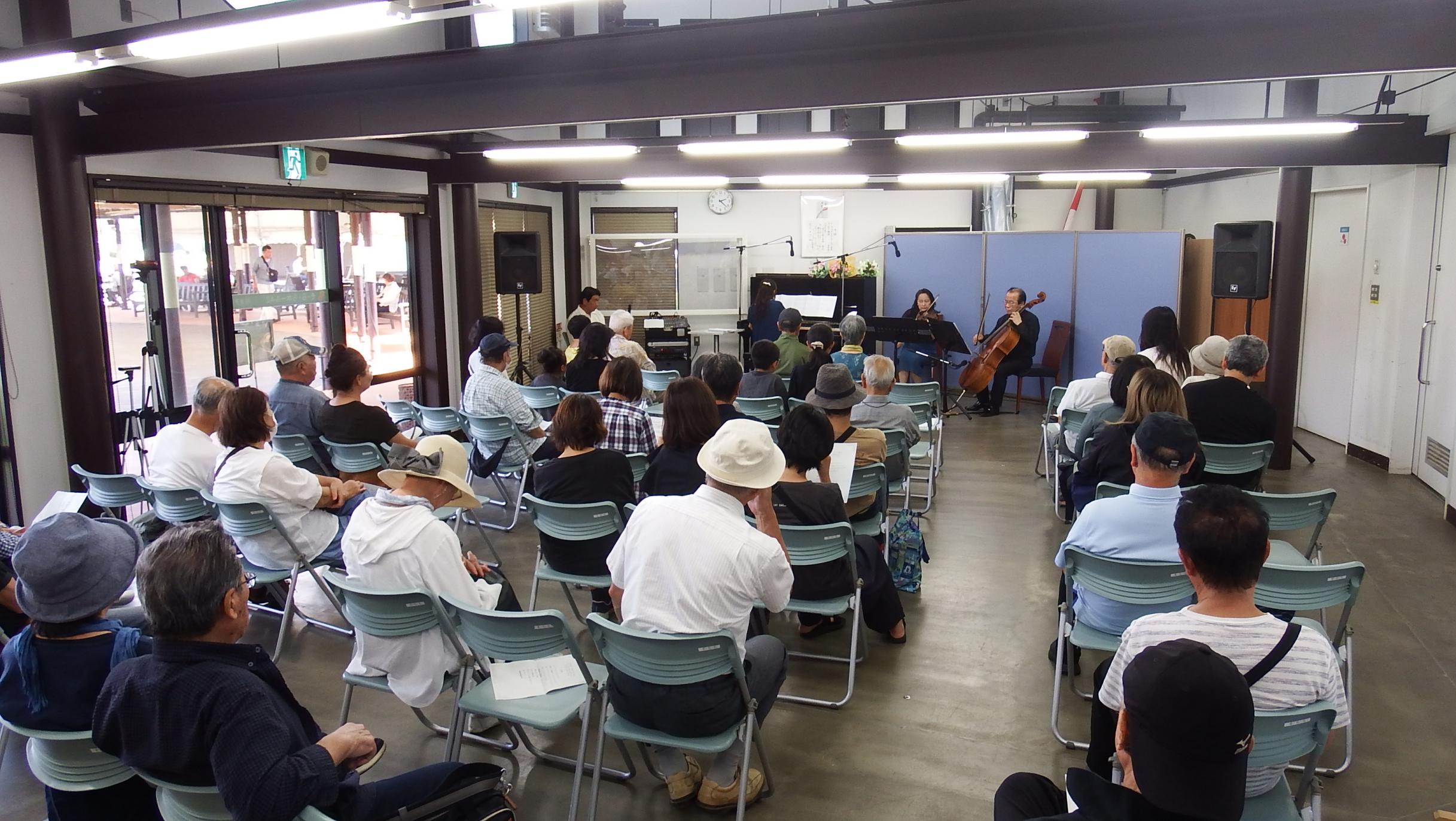 カタナス・ピアノ・トリオ写真3