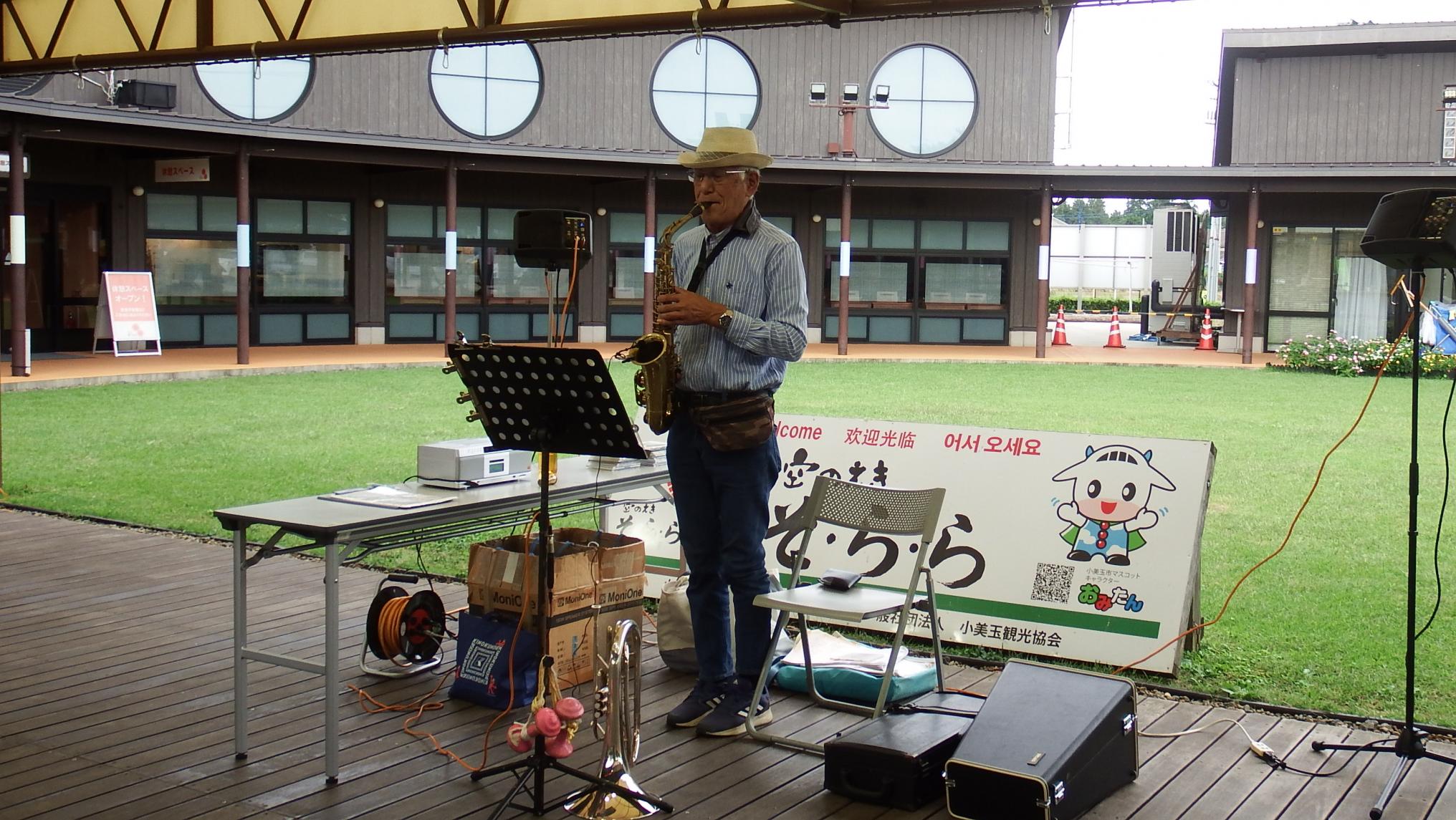 アルトサックス写真2