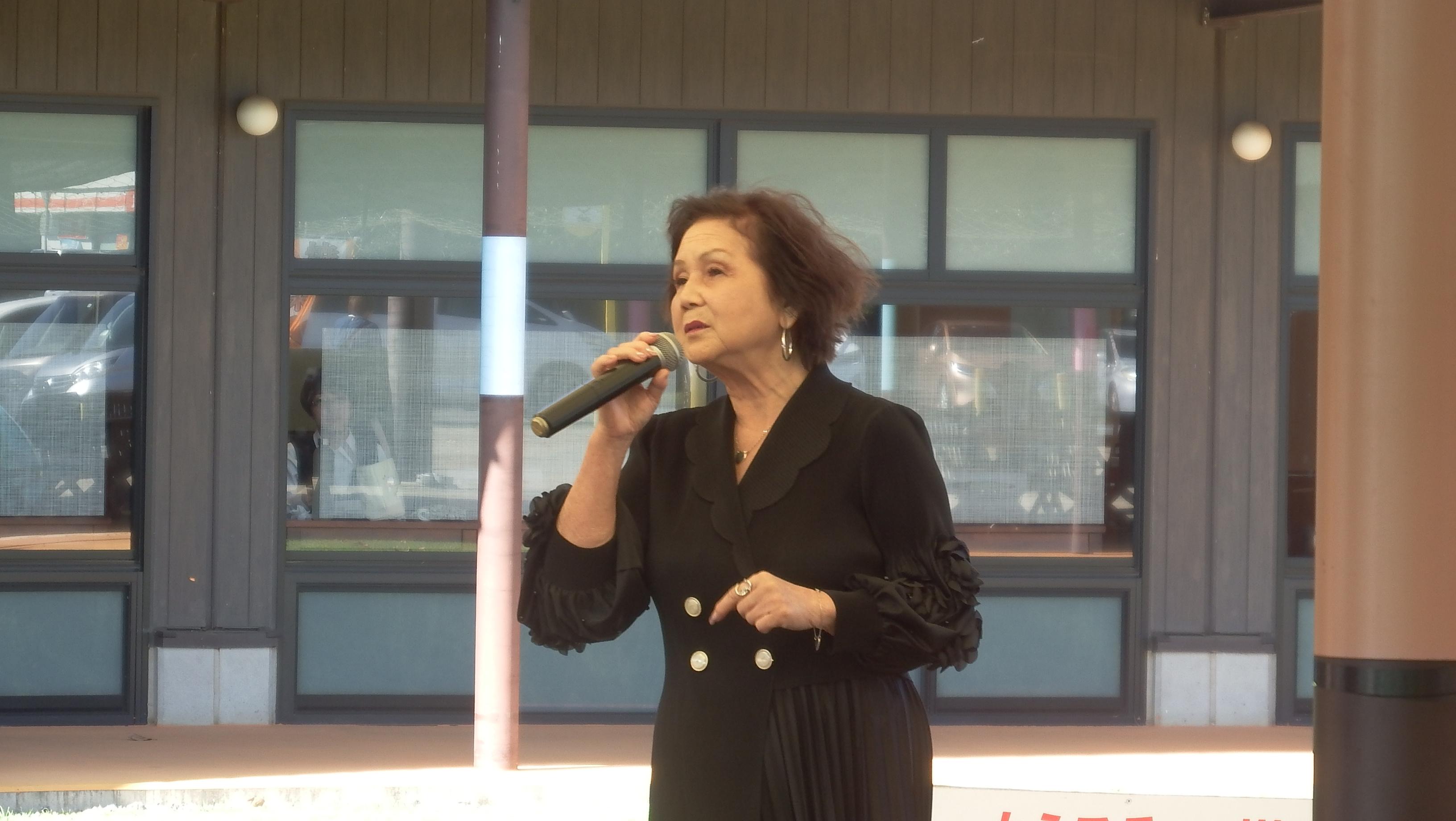 カラオケ楽園出演者写真20 カラオケ楽園出演者写真20