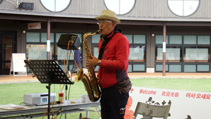 「チャーリー栗原」各種管楽器のマラソン演奏 「チャーリー栗原」各種管楽器のマラソン演奏