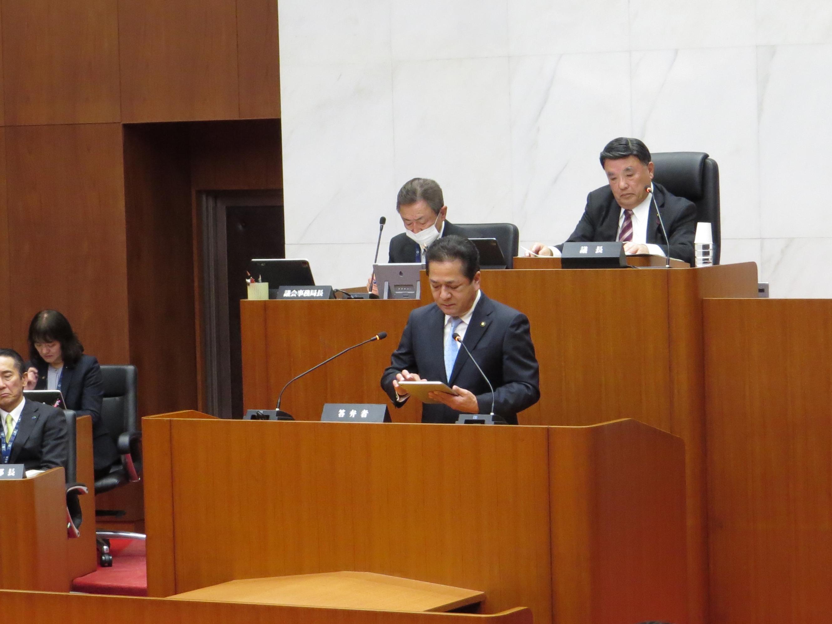 議会開会 議会開会