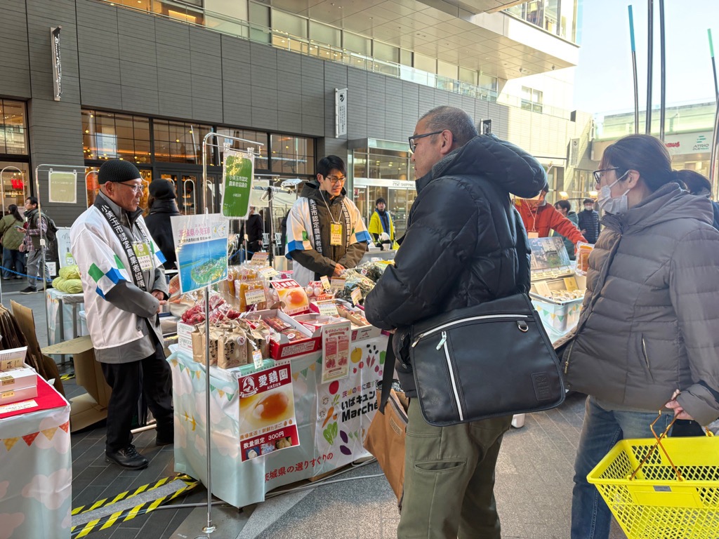 いばキュン2日目販売風景 いばキュン2日目販売風景