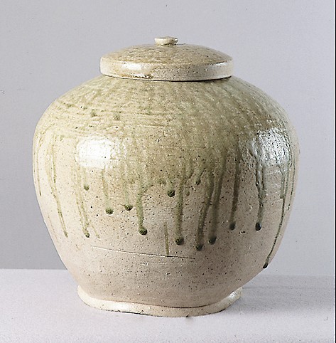 44灰釉陶器短頸壷・蓋 44灰釉陶器短頸壷・蓋